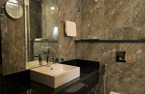 Naif Hotel | Garden City Hotel