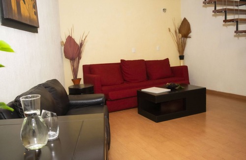 Leon Hotel | Giakor Suites