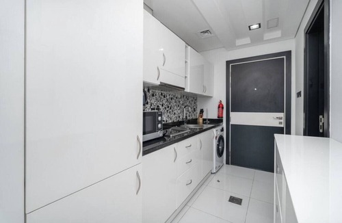 Dubai Sports City Apartment | Giovanni Boutique 1905 - Sport city · Peaceful Studio in Sport City by Suiteable