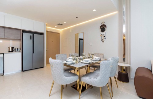 Dubai Apartment | GLOBALSTAY. Creek Edge Tower Apartments