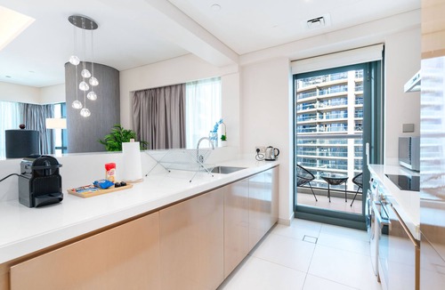 Business Bay Apartment | GLOBALSTAY. DAMAC Tower Paramount