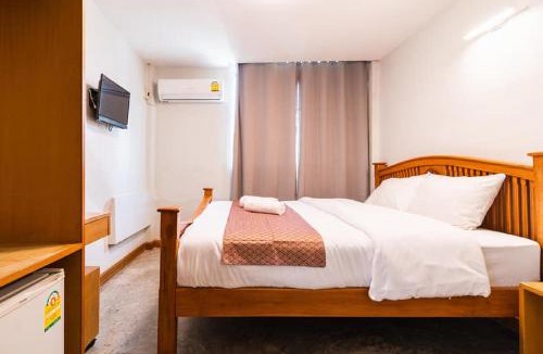 Chana Songkhram Apartment | GO INN Khaosan BKK - โกอินน์ ข้าวสาร