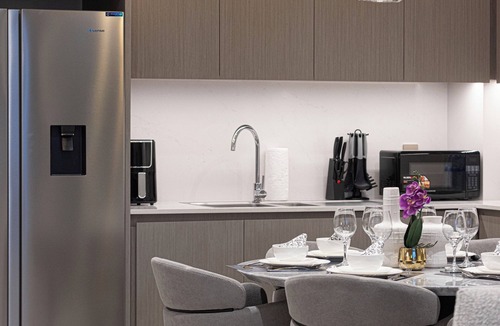 Downtown Dubai Apartment | Gogoto Ultra LUX Burj View Spacious High Floor