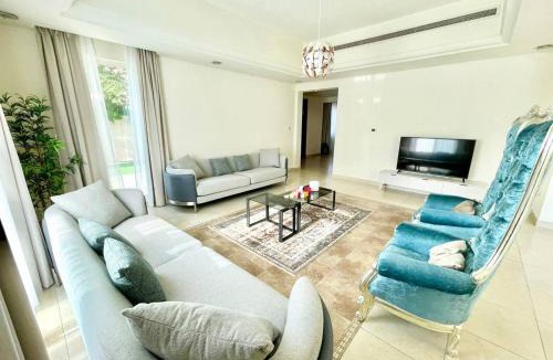 Dubai Sports City Villa | Golf Facing 5Bedroom Villa in Novelia Village