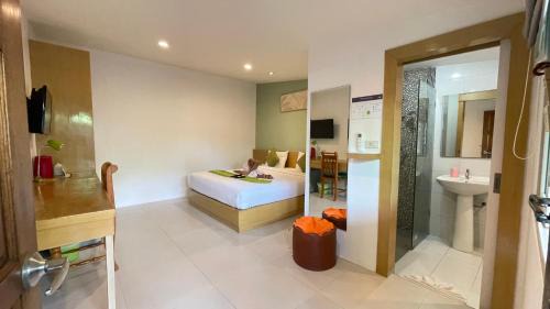 Rawai House | Good 9 at Home