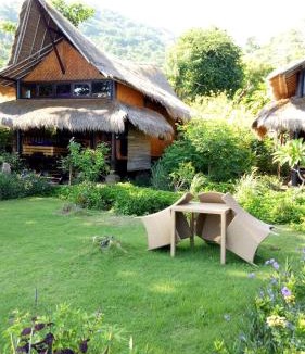 Amed Resort | Good Karma Bungalows
