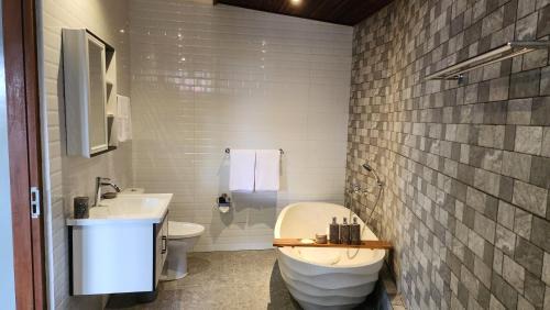 Blahbatuh Bed & Breakfast | Gp House Bali