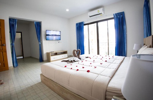 Nanai Road Hotel | Grand View Premium
