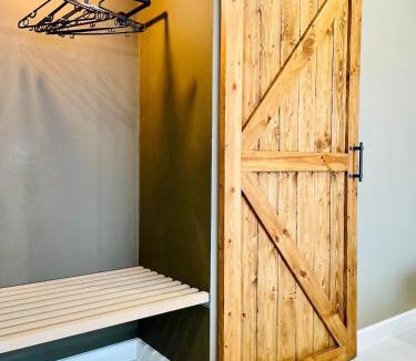 Pak Kret House | Grasshopper Bed and Cafe