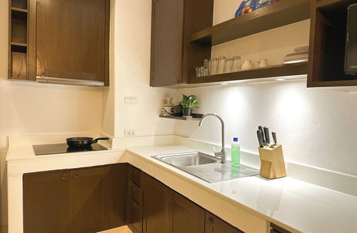 Khao Tao Condo | Great Family condo on Beach with 3 pools
