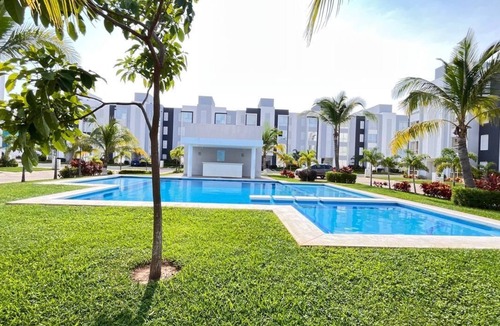 Boulevard Barra Vieja Apartment | Ground Floor + Private Garden + Petfriendly in Acapulco Diamante