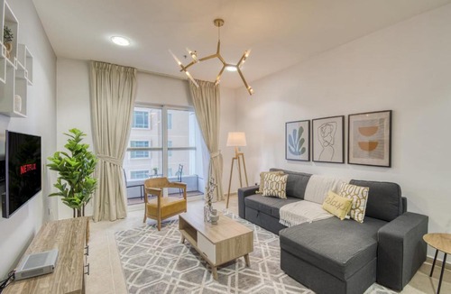 Dubai Apartment | GuestReady - Lux Aeterna
