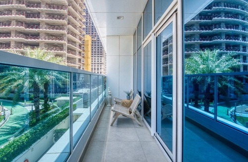 Dubai Media City Apartment | GuestReady - Luxury haven at Marina Arcade