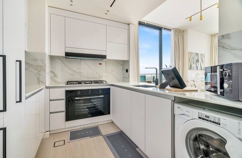 Jumeirah Village Circle Apartment | GuestReady: Unit with Private Pool, Binghatti Onyx