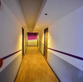Sathorn Hostel | H2 Hotel
