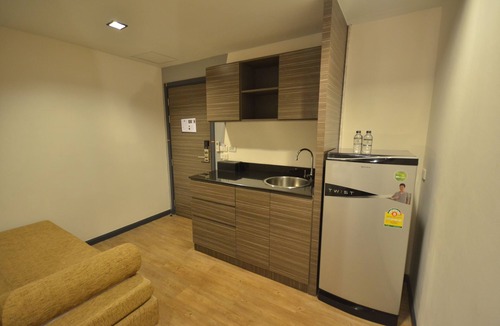 Sathorn Hotel | H2 Hotel