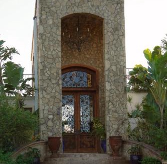 Valle de Guadalupe Bed & Breakfast | Hacienda Martlot