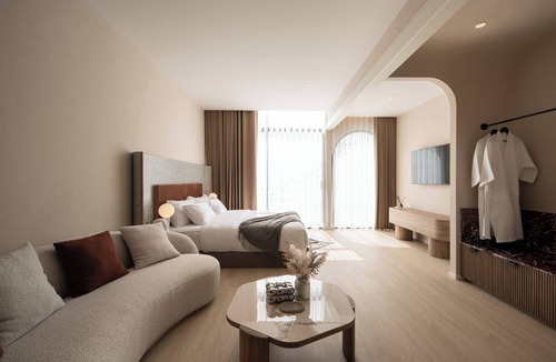 Chanthanimit Hotel | Halff Hotel
