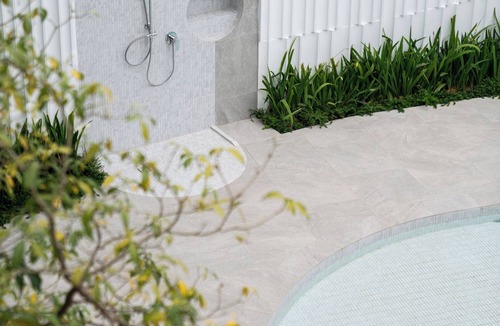 Chanthanimit Hotel | Halff Hotel