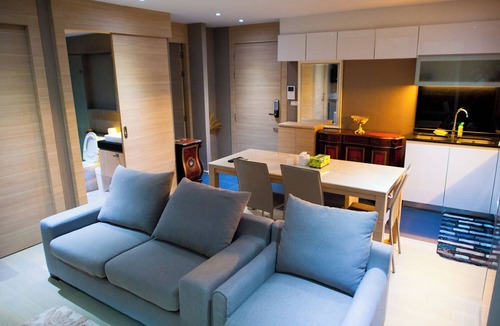 Silom Apartment | Harmonies 2 bedrooms apartment @Silom 3(BTS Saladaeng station)#1