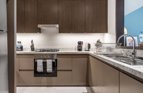 Downtown Dubai Apartment | High-End Chic Apartment, Close to Burj Khalifa