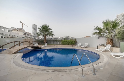Jumeirah Village Apartment | HiGuests - Oudah Tower