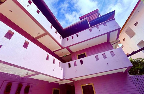 Nanai Road House | Hill Side Patong