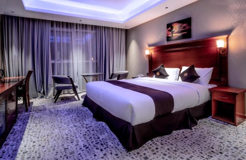 Al Muraqqabat Hotel | Hive Hotel