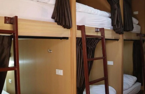 Talat Yai Hostel | HOM's HOSTEL