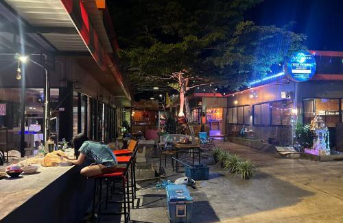 Bophut Hills Hostel | Honeymoon hosl