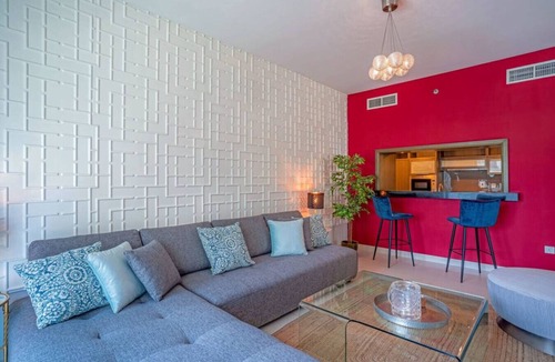 Downtown Dubai Apartment | Hospitality Expert LW202: D Mall, Opera, Fountain