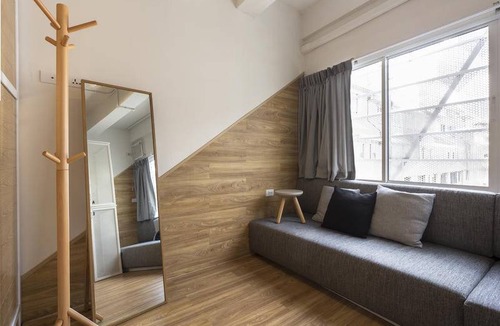 Thanon Phetchaburi Hostel | Hostel ∙ 8 guests