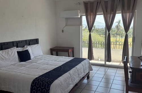 Peninsulas de Santiago Hotel | Hotel Costa Bugambilias
