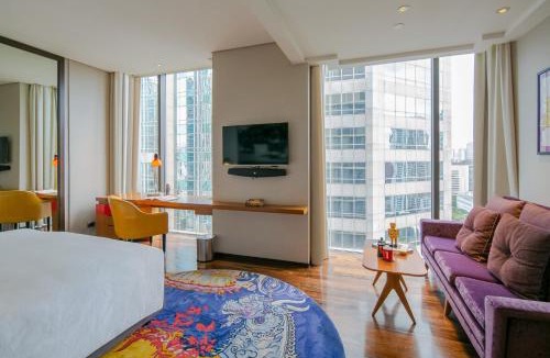 Ploenchit Hotel | Hotel Indigo Bangkok Wireless Road by IHG