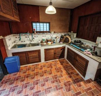 Luang Nuea House | House in the Forest