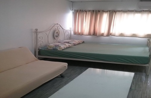 Ban Mai Apartment | Impact Don Mueang Bangkok Guest House For 3 Pax