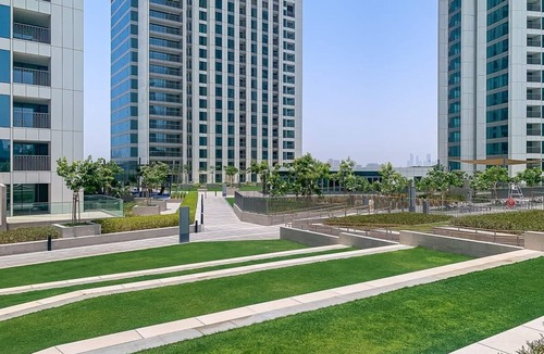 Za'abeel 2 Apartment | Impressive 3BR + Maid's Room w/Burj Khalifa Views