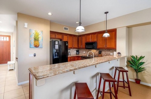 Kamuela House | Includes Mauna Lani Beach Club Pass. Golf Villa at Mauna Lani D3