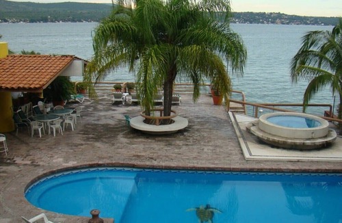 Tequesquitengo Villa | Incredibly Beautiful Big Villa For Up To 32 Guests