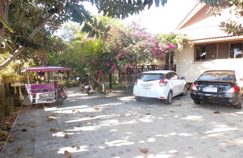 Ban Phe House | Individual living in 'mini-resort' with pool, near Koh Samet