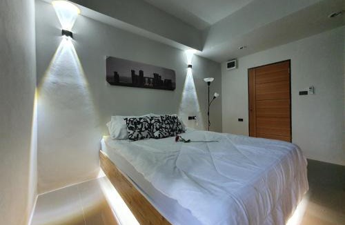 Phra Pradaeng Apartment | Irich residence South Samrong 6 Kms BTS-Pu Chao
