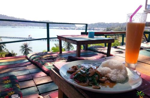 Khong Koi Beach Apartment | Jeroen's Jungle View