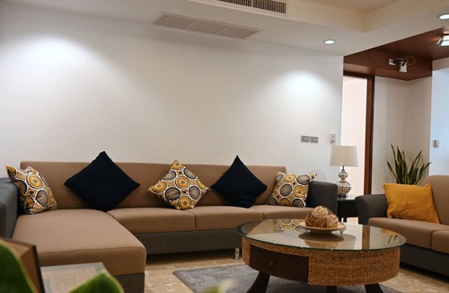 Nana Apartment | JJ SUITES · Spacious New Renov 3BR/6Pax Central BKK Nana BTS