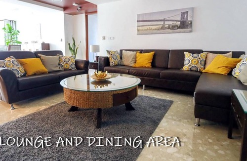 Nana House | JJ SUITES · Large Renov@ted Suite 3BDR/6 Per, Nightlife Soi 11