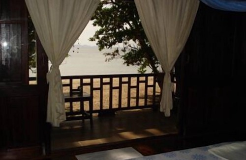 Nuea Khlong Hotel | Joy Bungalow