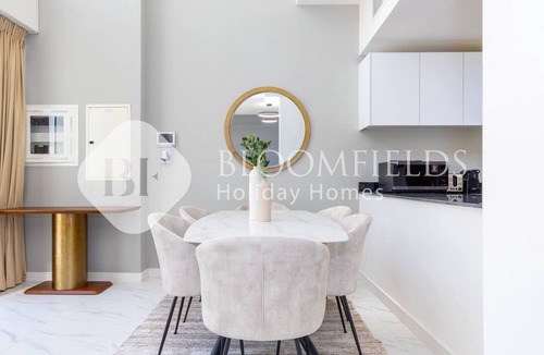 Dubai Apartment | K27-Bloomfields 2BR Elegant In Rukan