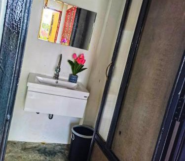 Phanna Nikhom Hostel | KANNA Hostel