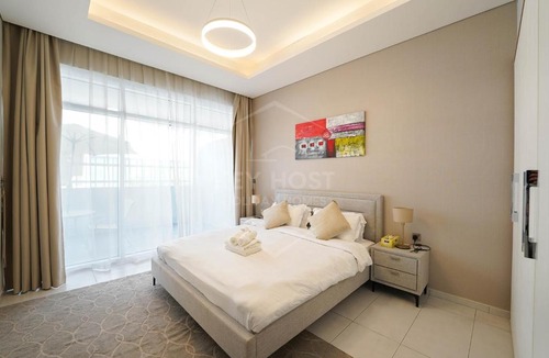 Jumeirah Village Circle Apartment | KeyHost - Regent Court JVC - KG30
