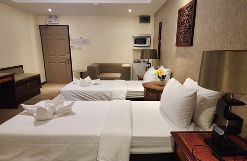 Mueang Samut Prakan District Hotel | KIM HOTEL AT BANGPLONG