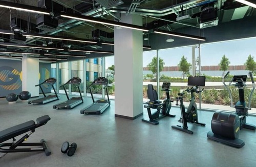 Dubai Apartment | King Room Near Expo 2020 by ER